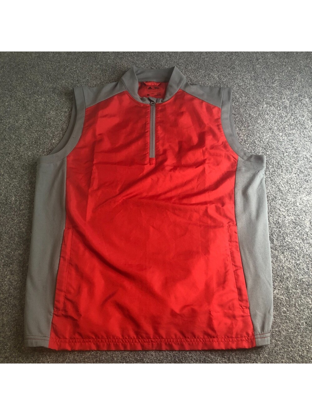 Adidas Golf Vest Mens M Medium Red 1/4 Zip Sleeveless Pullover Logo Vented